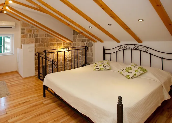 Pensionat House Sandra 2 3*