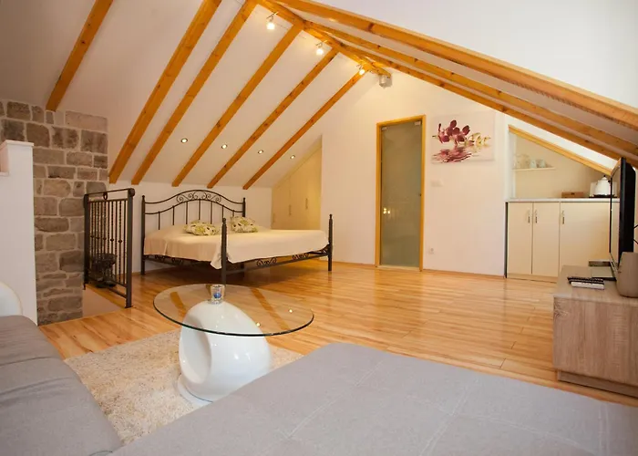 House Sandra 2 Pensionat Split