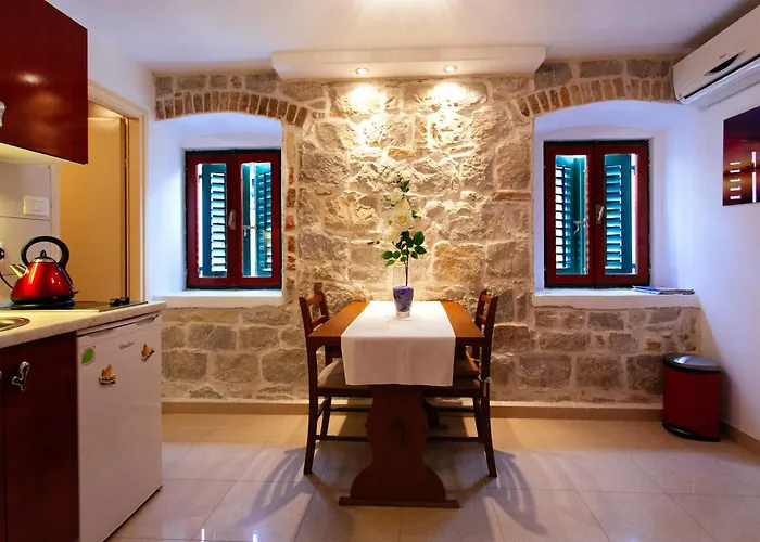 Pensionat House Sandra 2 3*