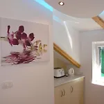 House Sandra 2 Vendégház 3*