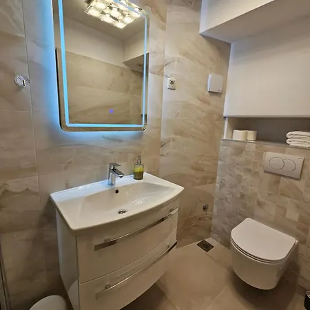 House Sandra 2 Affittacamere